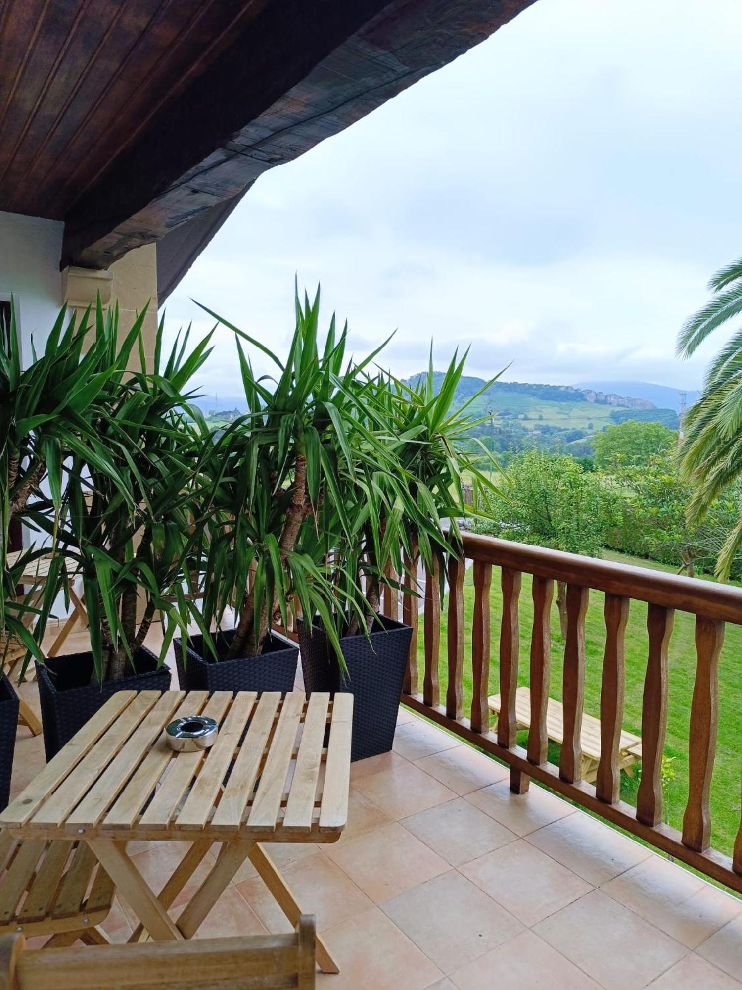 Casa Rural La Palmera - Landetxea Lasarte-Oria Exterior foto